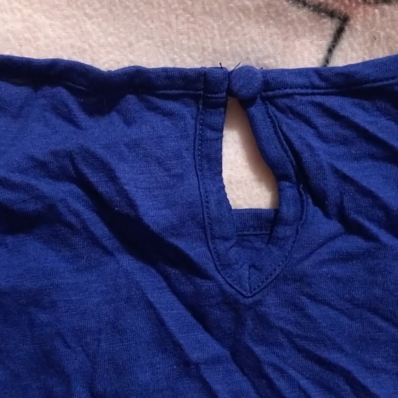 Blue layered front lace shirt - Picture 3 of 4